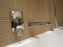 15_0700c1te.jpg